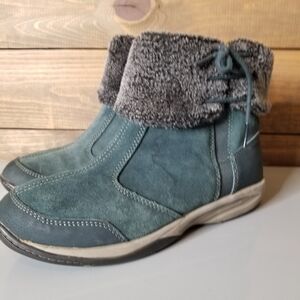Easy Spirit Esleaman Suede Faux Fur Trim Ankle Boots Zippers Green Sz 8